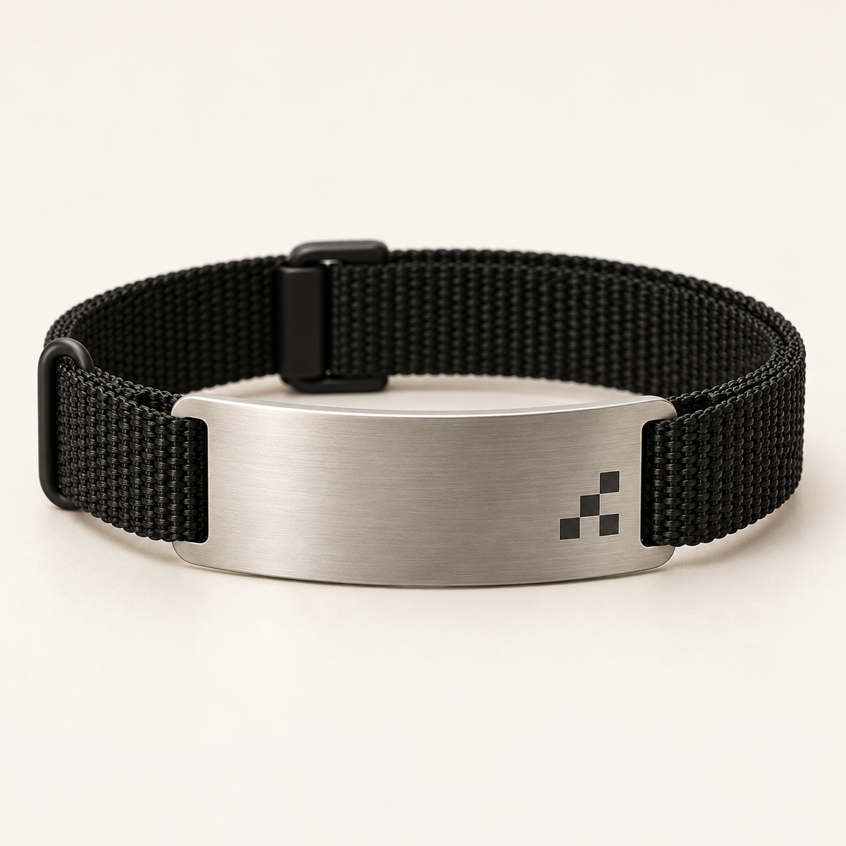 Guardamate QR Medical ID Bracelet — Concept 11